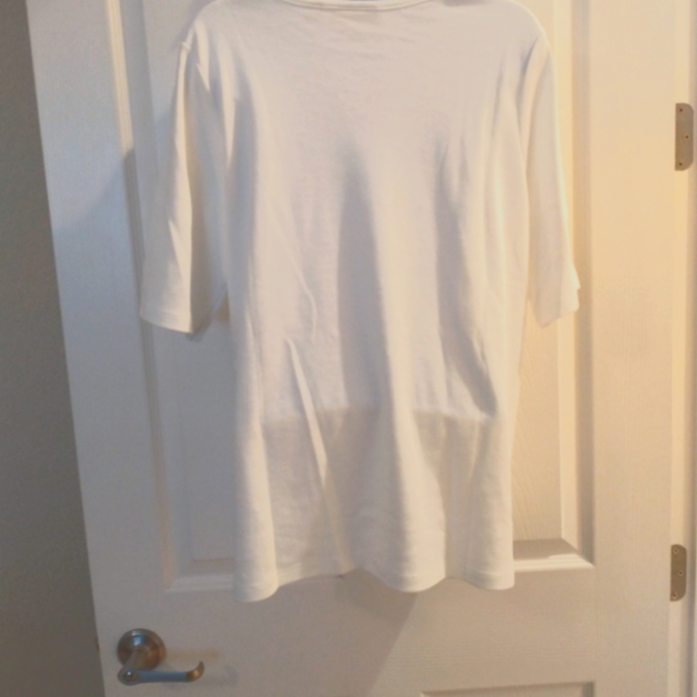 SOLD - Quaker Factory White Tee with Green Sequin Shamrock, Medium, NWT - Picture 4 of 7